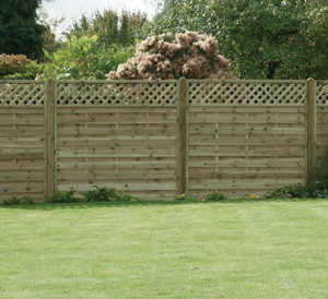 Horizontal Lattice Top - AP Fencing